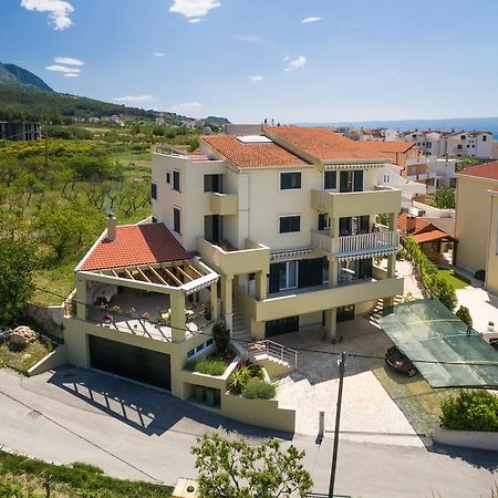 Apartments Leon Podstrana Exterior photo
